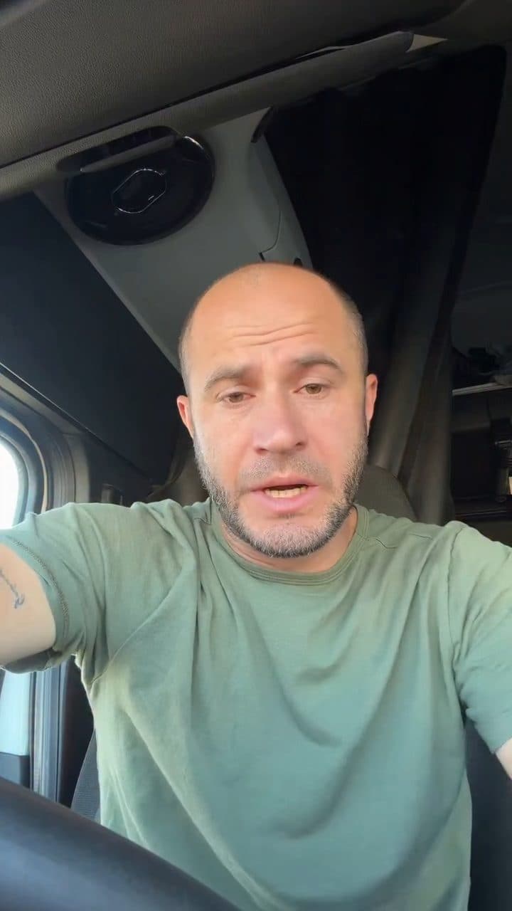 Putin aștept banii!